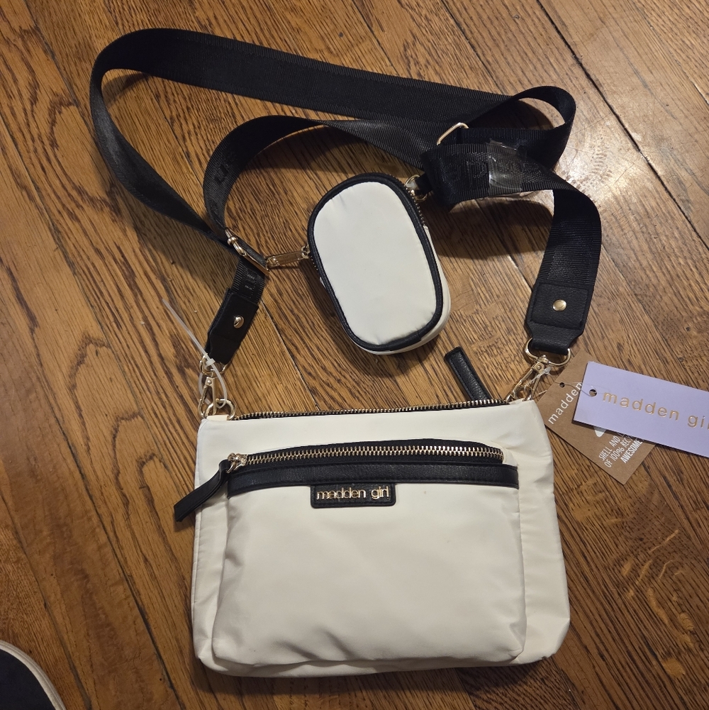 Madden Girl White and Black Crossbody Bag - Picture 2 of 8